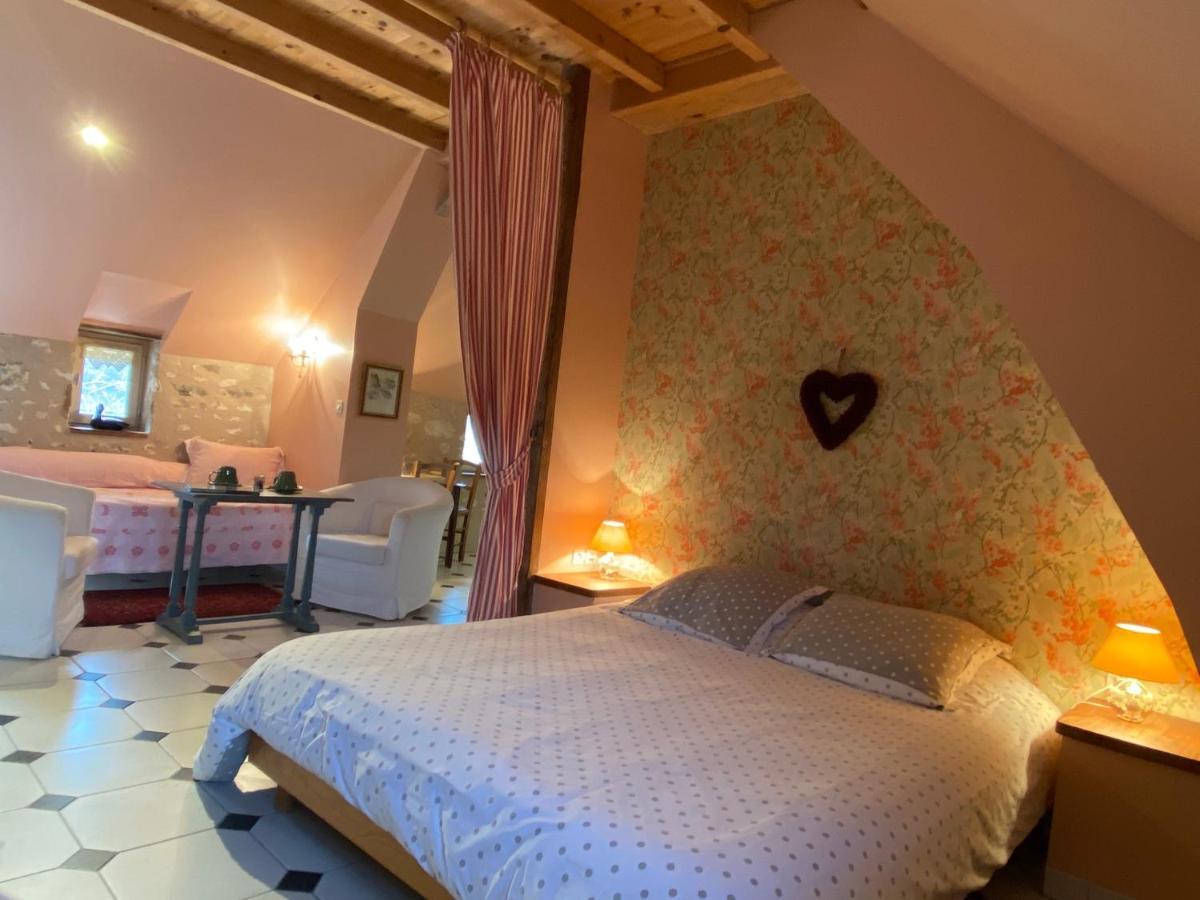 Chambres D'Hotes Les Bournais - Le Clos Milady L'Ile-Bouchard Bagian luar foto